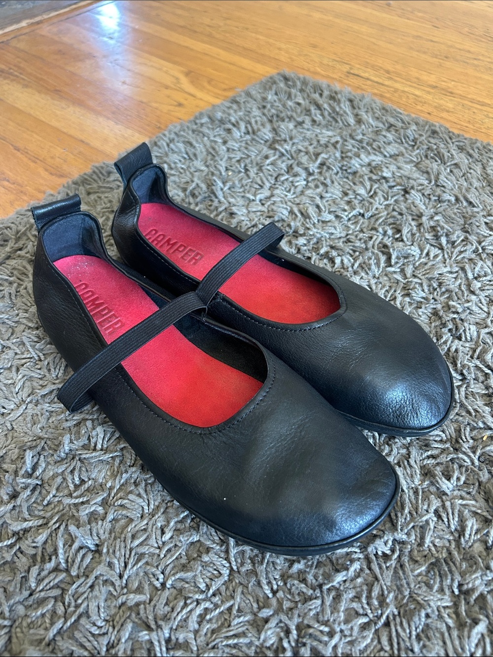 CAMPER Right Nina Black Leather Ballerinas Flats with Red Insole Size 42